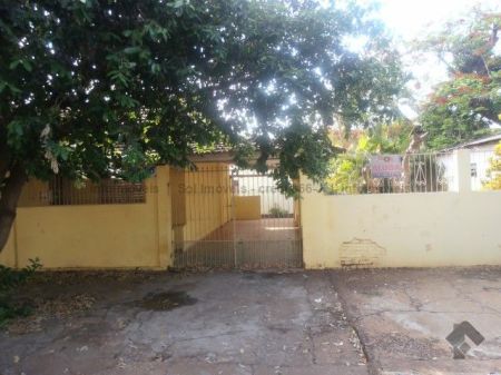 Casa-Térrea em Colinos