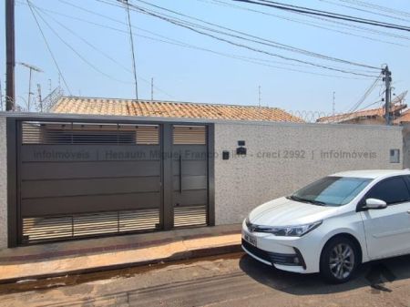 Casa-Térrea em Estrela do Sul