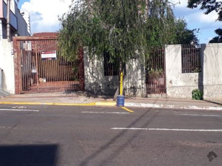 Casa Comercial em Centro