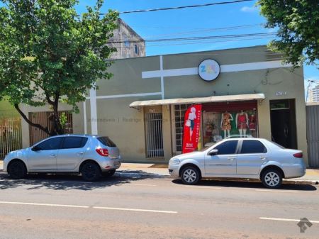 Casa Comercial em Centro