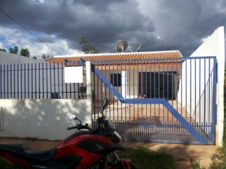 Casa-Térrea em Jardim Cristo Redentor