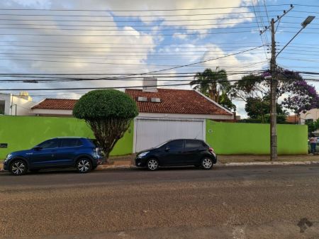Sobrado em Jardim dos Estados