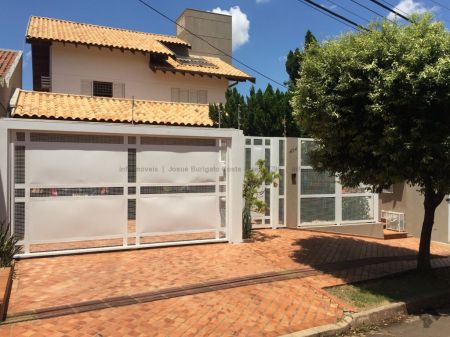 Sobrado em Jardim Bela Vista