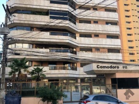 Apartamento em Centro
