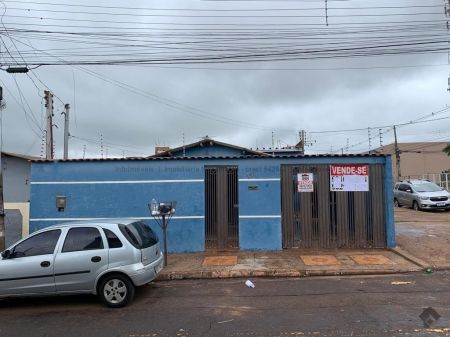 Casa Comercial em Jardim Cidade Morena