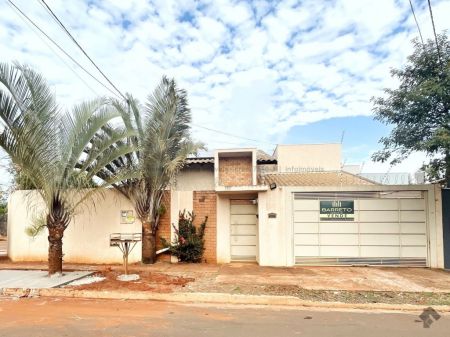 Casa-Térrea em Rita Vieira