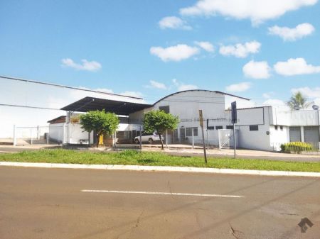 Imóvel Comercial em Guanandi