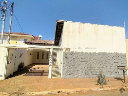 Casa-Térrea em Vila Planalto