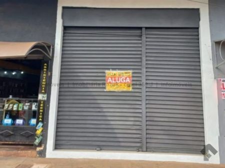Sala / Salão / Loja em Centro