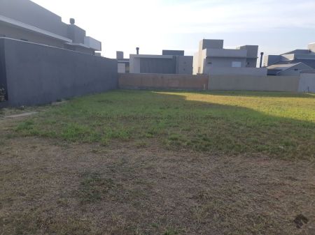 Terreno-Condomínio em Residencial Alphaville II