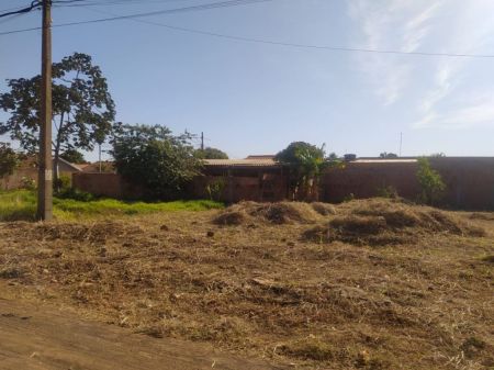 Terreno em Riviera Park