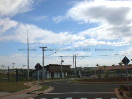 Terreno-Condomínio em Residencial Alphaville II