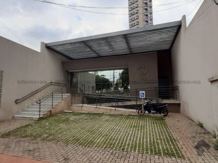 Sala / Salão / Loja em Centro