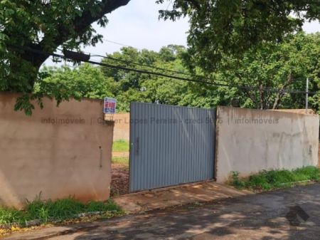 Área em Pq. Residencial Azaléia