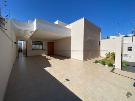 Casa-Térrea em Jardim das Nações