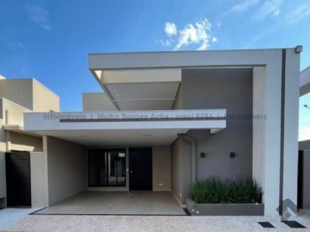 Casa-Térrea-Condomínio em Carandá Bosque III