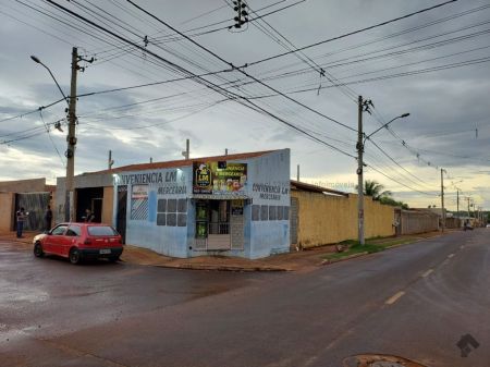 Casa Comercial em Jardim Bálsamo