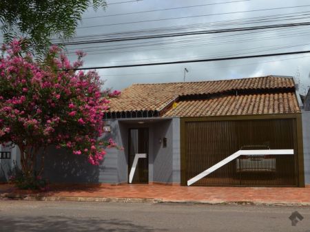 Casa-Térrea em Amambaí