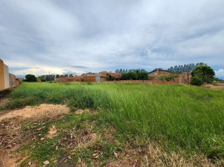 Terreno em Riviera Park