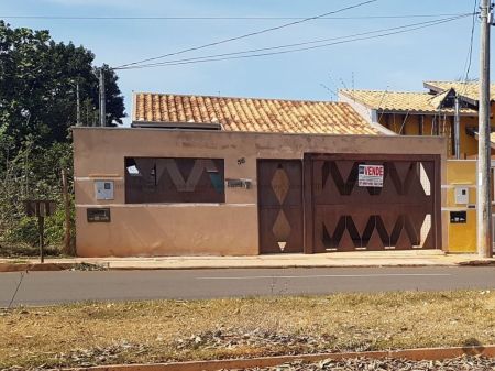 Casa-Térrea em Vila Nasser
