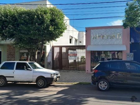 Casa Comercial em Centro