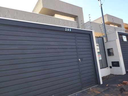 Casa-Térrea em Rita Vieira