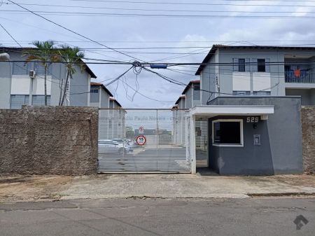 Apartamento em Guanandi