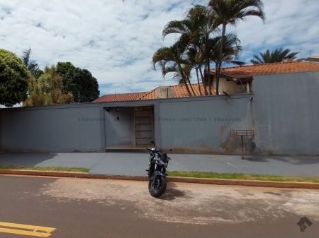 Casa-Térrea em Rita Vieira