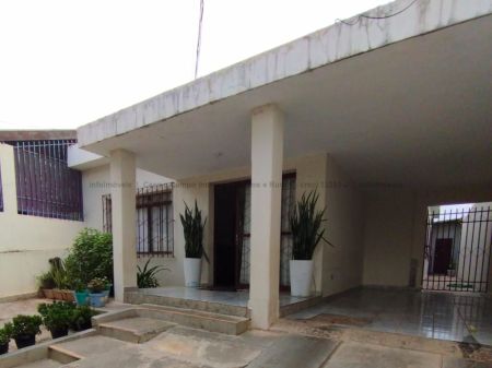 Casa-Térrea em Amambaí