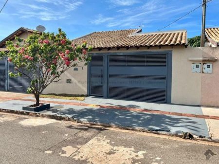 Casa-Térrea em Vila Nasser