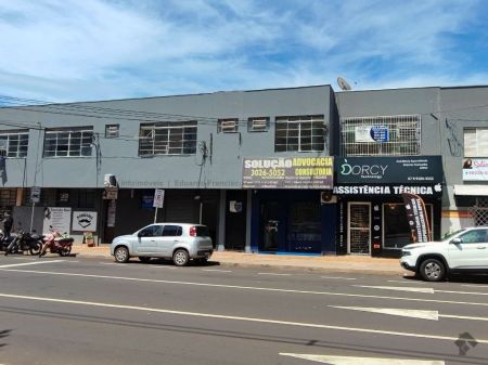 Sala / Salão / Loja em Centro