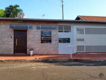 Casa Comercial em Monte Castelo