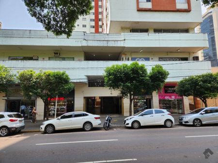 Sala / Salão / Loja em Centro