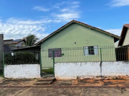 Casa-Térrea em Coronel Antonino