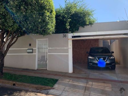 Casa-Térrea em Loteamento Água Limpa Park