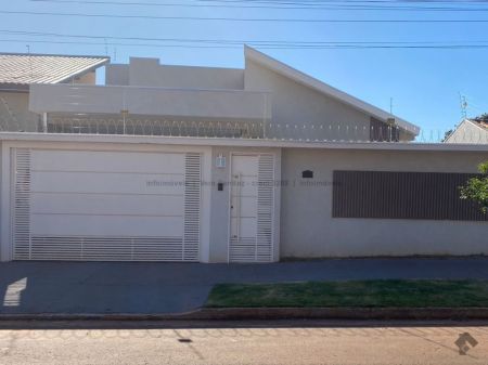 Casa-Térrea em Rita Vieira