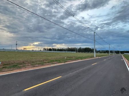Terreno-Condomínio em Loteamento Reserva Santa Inês