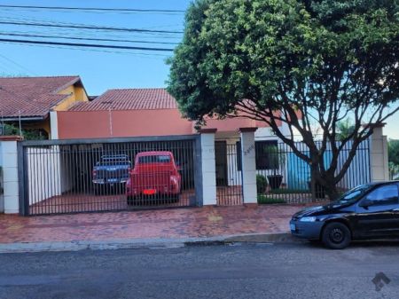 Casa Comercial em Centro