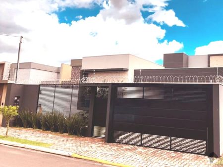 Casa-Térrea em Rita Vieira