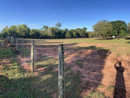 Chácara em Parque dos Poderes