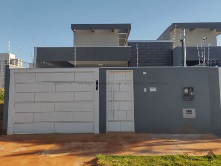 Casa-Térrea em Rita Vieira