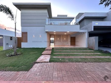 Sobrado-Condomínio em Residencial Alphaville III