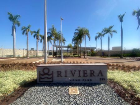 Terreno-Condomínio em Riviera Home Club