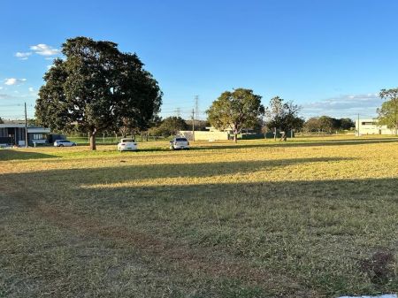 Terreno-Condomínio em Terras do Golfe