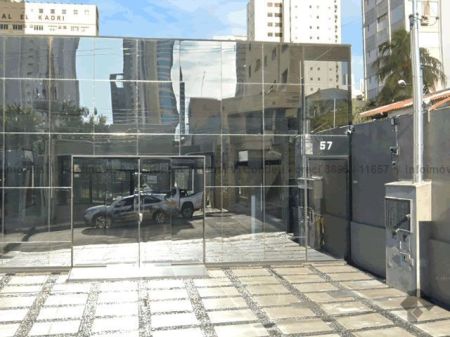 Sala / Salão / Loja em Centro