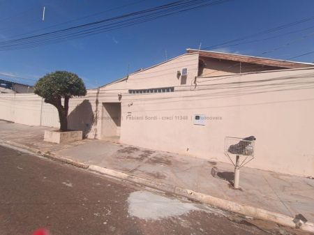 Casa-Térrea em Conjunto Res. Monte Castelo