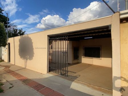 Casa-Térrea em Cofermat