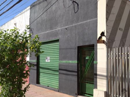 Sala / Salão / Loja em Centro