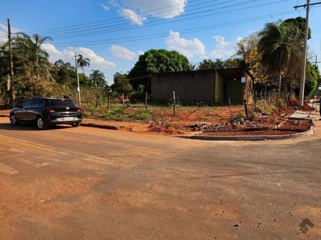 Casa-Térrea em Centro