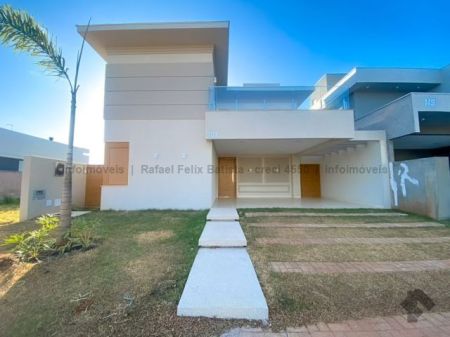 Sobrado-Condomínio em Residencial Alphaville III